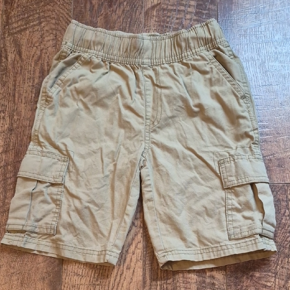Children's Place Boy's Cargo Shorts in Light Khaki Sz 6